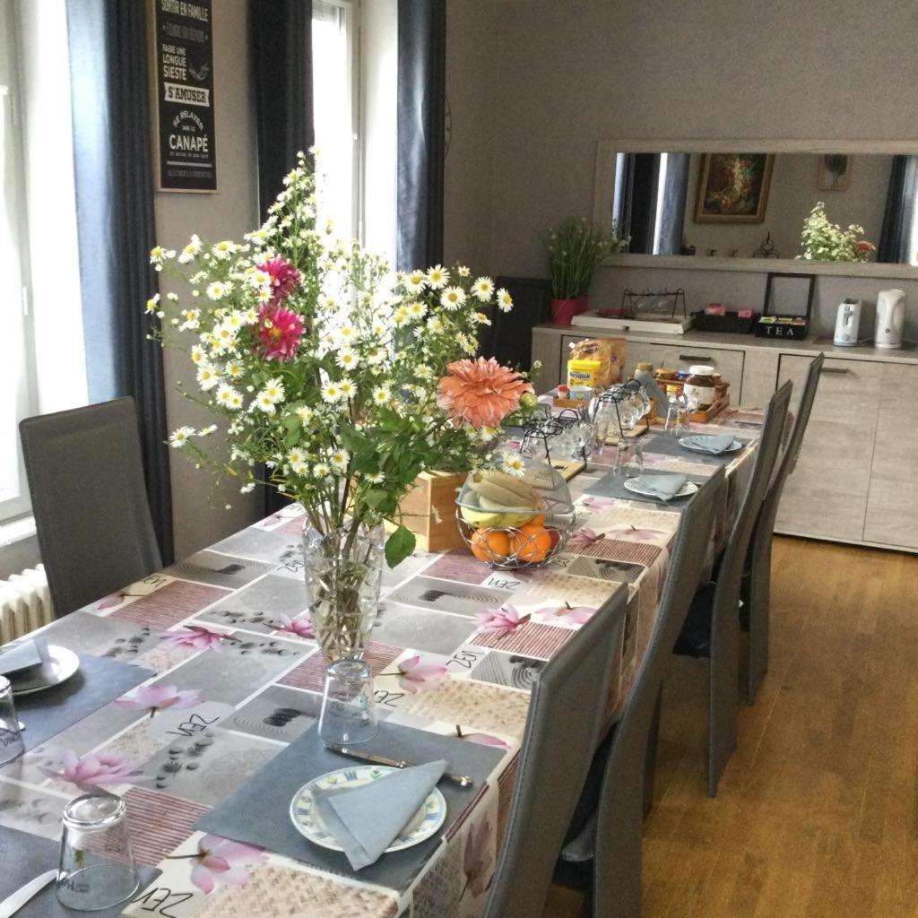 Appartamento Couleur Framboise Longwy Esterno foto